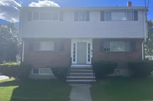80 Quarry St, Quincy, MA 02170 - Photo 1