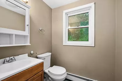 7 Sneade Dr, Oxford, MA 01540 - Photo 15