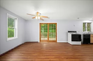 7 Sneade Dr, Oxford, MA 01540 - Photo 5