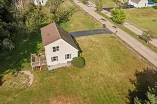 7 Sneade Dr, Oxford, MA 01540 - Photo 29