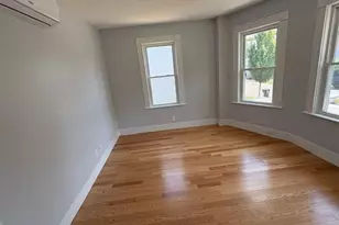 24 Dunlap St, Salem, MA 01970 - Photo 7