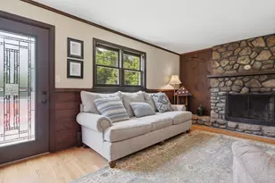 665 Blackstone St, Uxbridge, MA 01569 - Photo 17