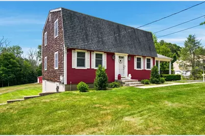 665 Blackstone St, Uxbridge, MA 01569 - Photo 3