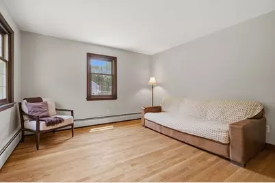 665 Blackstone St, Uxbridge, MA 01569 - Photo 23