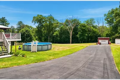 665 Blackstone St, Uxbridge, MA 01569 - Photo 7