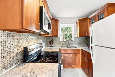 112 Maple St #4, Malden, MA 02148 - Photo 11