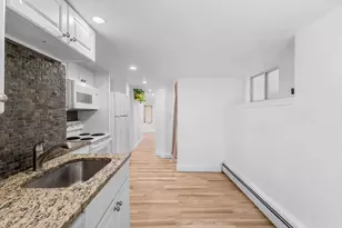 17 Vestry St, Beverly, MA 01915 - Photo 15