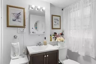 17 Vestry St, Beverly, MA 01915 - Photo 25