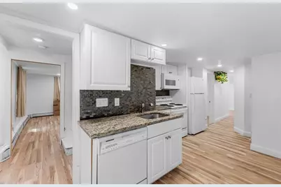 17 Vestry St, Beverly, MA 01915 - Photo 15