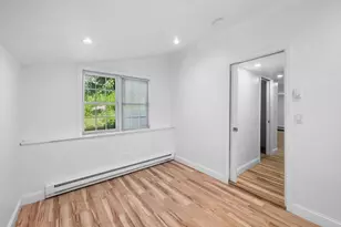 17 Vestry St, Beverly, MA 01915 - Photo 19