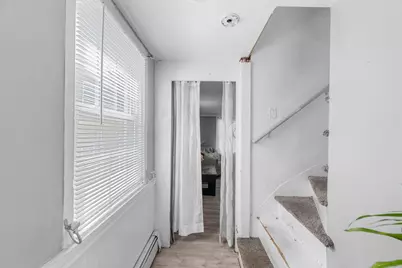 17 Vestry St, Beverly, MA 01915 - Photo 27