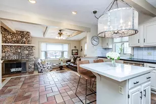 24 Pond St, Marblehead, MA 01945 - Photo 11
