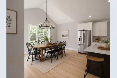 17 West Main Street, Upton, MA 01568 - Photo 5