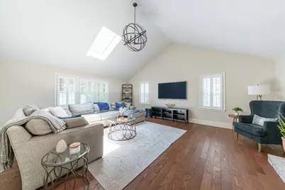 2 Tammie Rd, Hopedale, MA 01747 - Photo 13