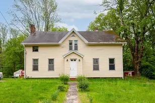 22 Comins Rd, Oxford, MA 01537 - Photo 1
