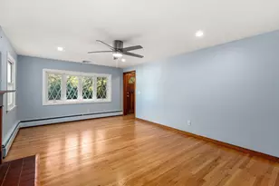 85 Keddy St, Springfield, MA 01109 - Photo 3