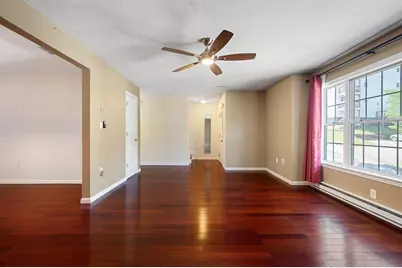 14 Mount Vernon St #A, Worcester, MA 01605 - Photo 3