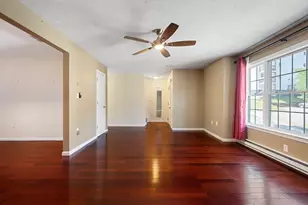 14 Mount Vernon St, Worcester, MA 01605 - Photo 3