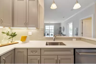 69 Foundry St. #403, Wakefield, MA 01880 - Photo 3