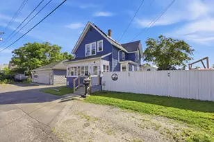 28 Cedar St, Ludlow, MA 01056 - Photo 3