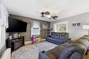 28 Cedar St, Ludlow, MA 01056 - Photo 5