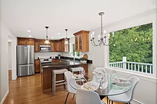25 Indian Hill Rd, Woburn, MA 01801 - Photo 9