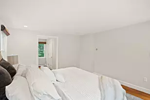 25 Indian Hill Rd, Woburn, MA 01801 - Photo 17