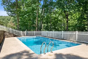 25 Indian Hill Rd, Woburn, MA 01801 - Photo 35