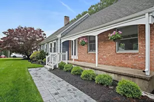 25 Indian Hill Rd, Woburn, MA 01801 - Photo 3