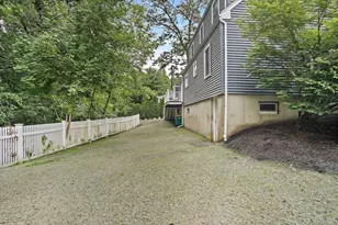 25 Indian Hill Rd, Woburn, MA 01801 - Photo 31