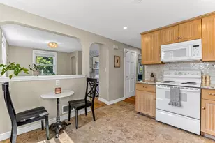 17 Lewis Dr, Randolph, MA 02368 - Photo 9