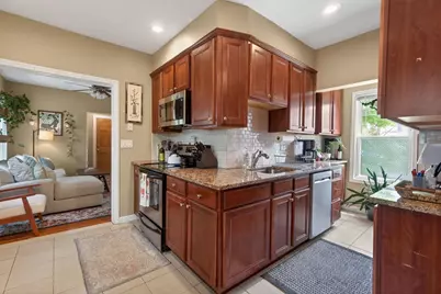 62 Hudson St #1, Somerville, MA 02143 - Photo 7