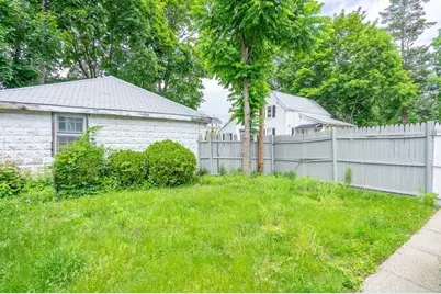 35 Water St, Quincy, MA 02169 - Photo 27