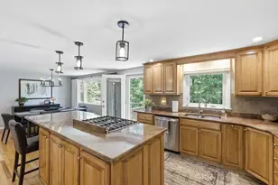 42 Ledgewood Rd, Framingham, MA 01701 - Photo 9