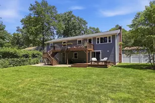 42 Ledgewood Rd, Framingham, MA 01701 - Photo 33