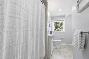 42 Ledgewood Rd, Framingham, MA 01701 - Photo 21