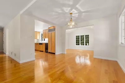 114 Albemarle, Norwood, MA 02062 - Photo 9