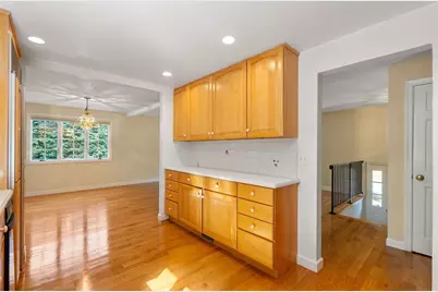 114 Albemarle, Norwood, MA 02062 - Photo 7