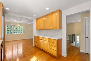114 Albemarle, Norwood, MA 02062 - Photo 7