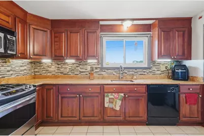 218 Calvary Street #2, Waltham, MA 02453 - Photo 5