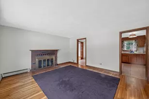 33 Doe Dr, Billerica, MA 01821 - Photo 9