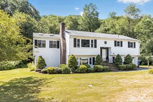 33 Doe Dr, Billerica, MA 01821 - Photo 1