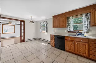 33 Doe Dr, Billerica, MA 01821 - Photo 5