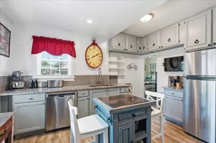 972 Elliot, New Bedford, MA 02745 - Photo 15