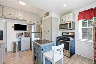 972 Elliot, New Bedford, MA 02745 - Photo 19