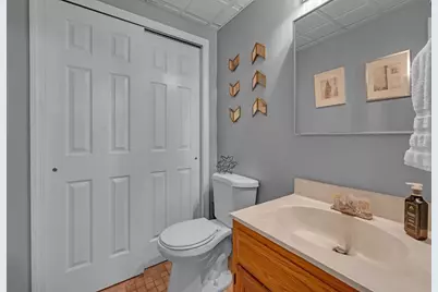 8 Woodcrest Dr #8, Oxford, MA 01537 - Photo 9