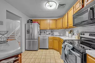 8 Woodcrest Dr, Oxford, MA 01537 - Photo 7