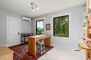 94 Town Hill St, Quincy, MA 02169 - Photo 23
