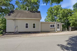 28 Tremont St, Athol, MA 01331 - Photo 37