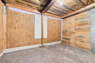 28 Tremont St, Athol, MA 01331 - Photo 31